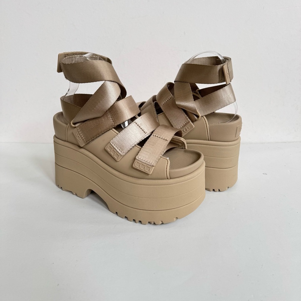 UGG GOLDENRISE MUSTARD SEED STRAPPY PLATFORM SANDALS US 5